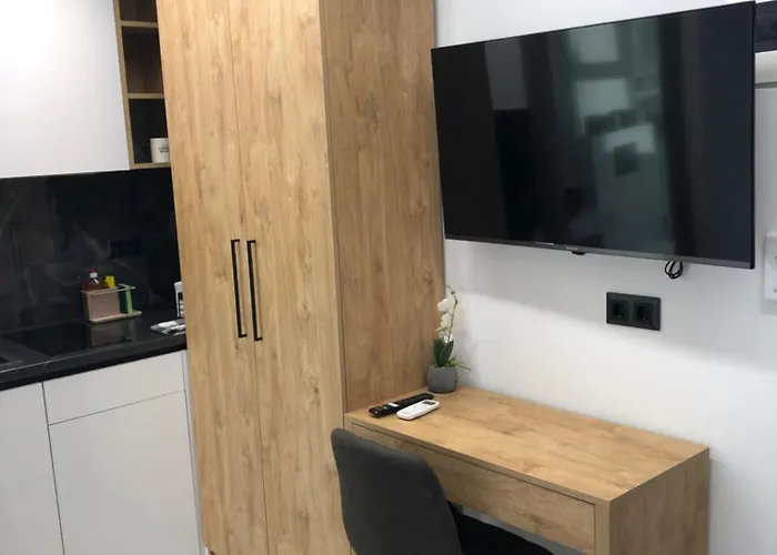 Port Deluxe * Θεσσαλονίκη